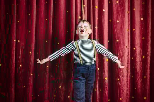 Body Language and Power: How to Command the Stage when You Speak