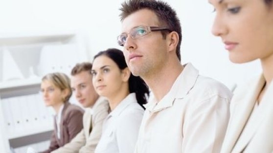 10 benefits of presentation skills training for employees.