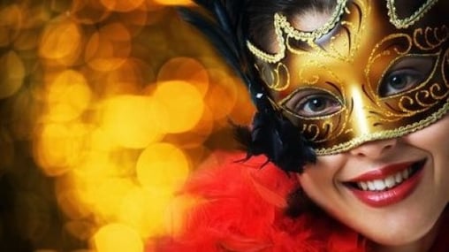 woman_with_mask