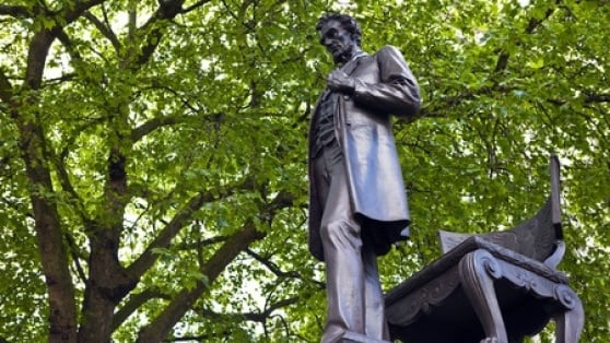 Abraham Lincoln and Stage Fright: How to Overcome Fear of Public Speaking